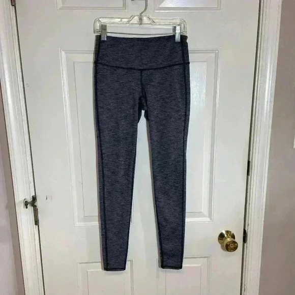 Athleta Women's Low Rise Leggings XS Heathered Grey Capri Athleisure Workout Gym - Picture 1 of 5